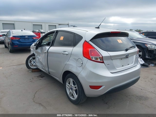Ford FIESTA SE 2018 3FADP4EJXJM119104 Image 3