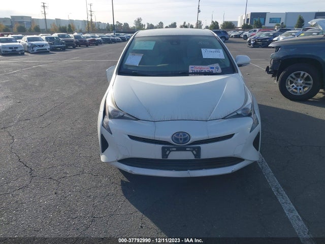 Toyota Prius Two Eco 2017 JTDKARFU9H3030743 Image 12
