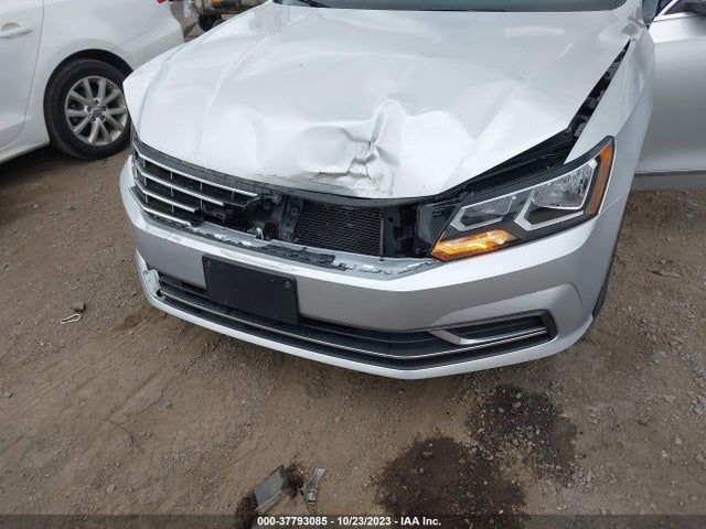 1VWAT7A34GC050337 Volkswagen Passat 1.8t S