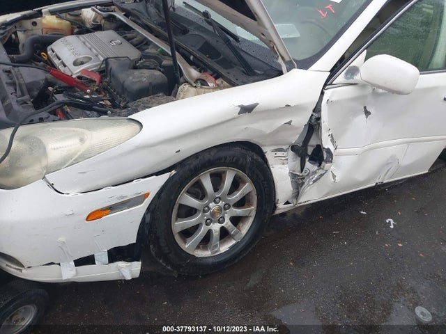 2004 LEXUS ES 330 VIN: JTHBA30G845007919