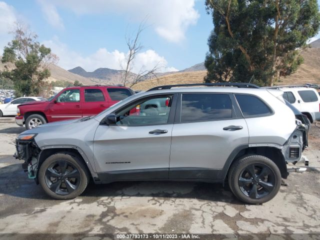 1C4PJLABXHW623115 Jeep Cherokee Altitude
