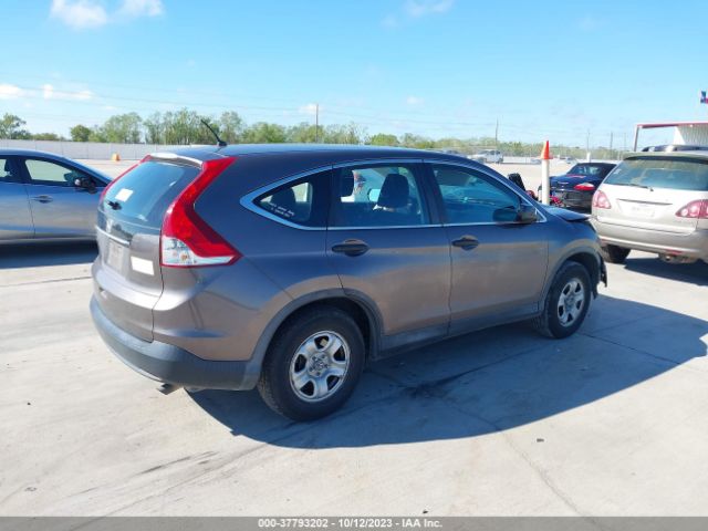 2HKRM3H3XEH564003 Honda CR-V LX