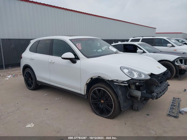 2014 PORSCHE CAYENNE WP1AA2A24ELA93879 Photo 0