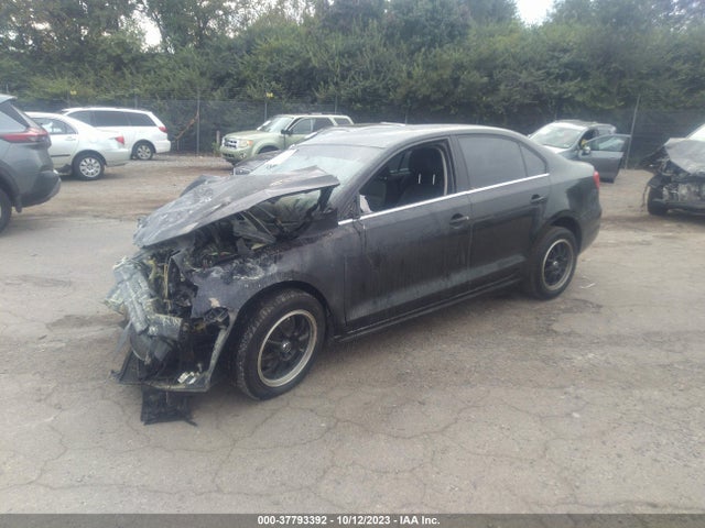 2013 VOLKSWAGEN JETTA SEDAN SE VIN: 3VWDP7AJ5DM244322