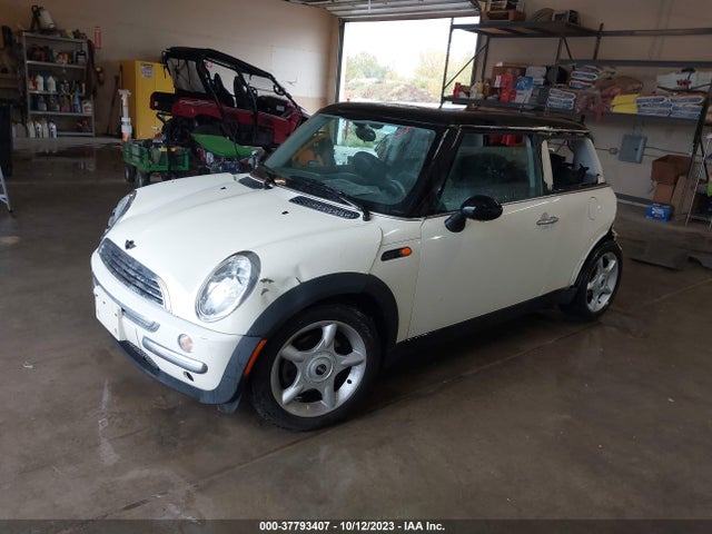 2002 MINI COOPER HARDTOP WMWRC33402TE12435 Photo 1