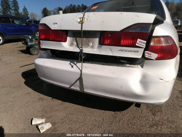 2000 HONDA ACCORD SDN EX W/LEATHER VIN: 1HGCG1653YA034734