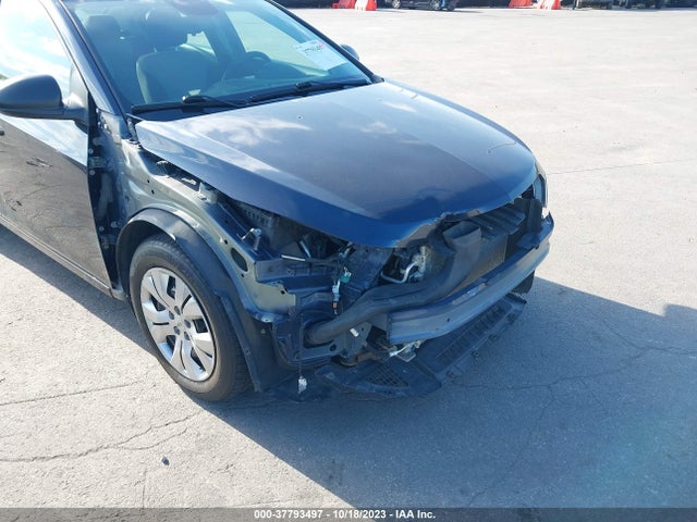 Chevrolet CRUZE LS 2015 1G1PA5SGXF7197478 Image 6