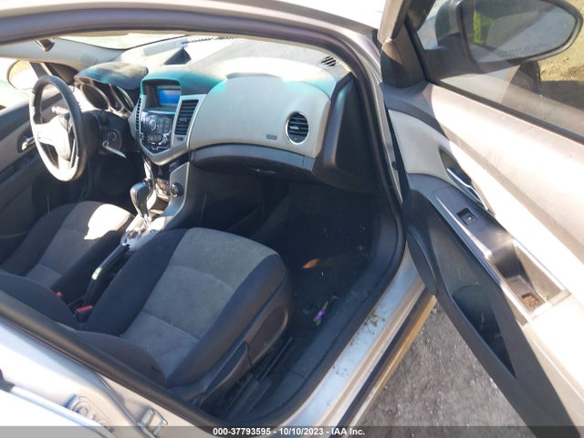 Chevrolet CRUZE LS 2014 1G1PA5SG3E7220128 Image 5