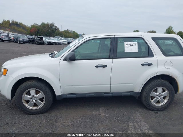 2012 FORD ESCAPE XLS VIN: 1FMCU0C79CKC19974