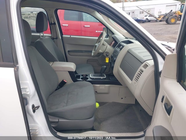2012 FORD ESCAPE XLS VIN: 1FMCU0C79CKC19974