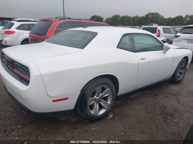 2C3CDZAG3FH715381 Dodge Challenger Sxt
