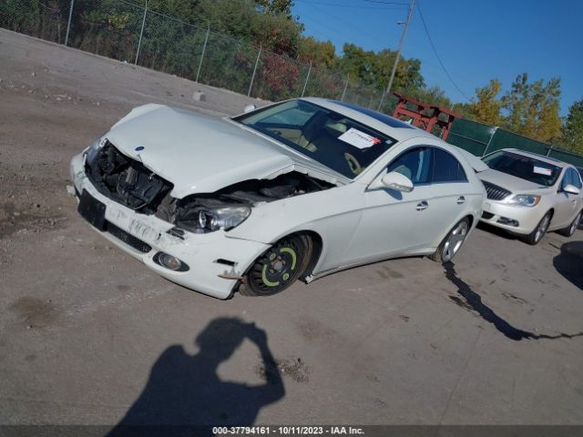 2007 MERCEDES-BENZ CLS-CLASS WDDDJ72X87A092776 Photo 1