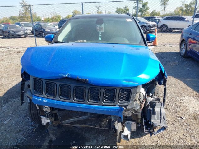 3C4NJDBB3KT653582 Jeep Compass Altitude