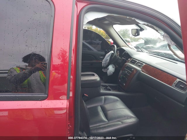 Chevrolet Tahoe Lt 2014 1GNSKBE01ER181286 Image 5