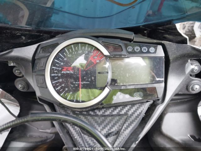 2017 SUZUKI GSX-R750 JS1GR7MA6H2100386 Photo 6