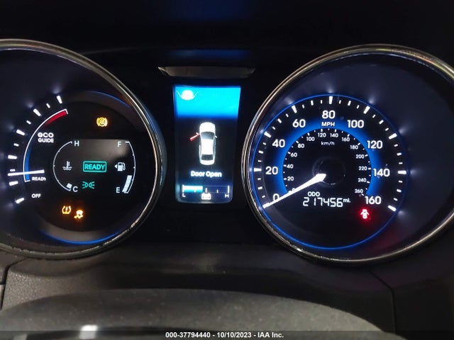 2013 HYUNDAI SONATA HYBRID VIN: KMHEC4A48DA073537
