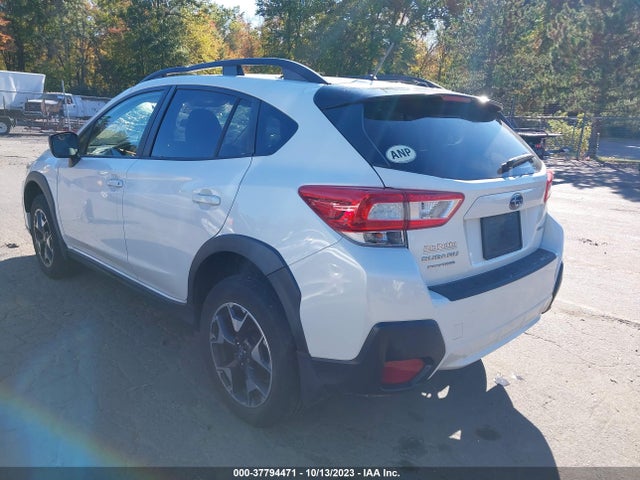 Subaru Crosstrek 2019 JF2GTAAC7KH227809 Image 3