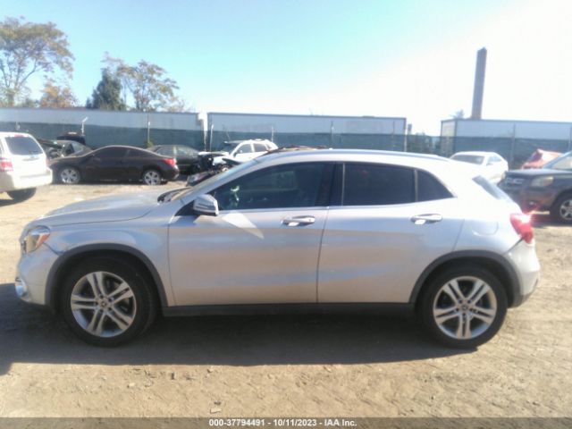 WDCTG4GB4JJ438775 Mercedes-Benz Gla Gla 250