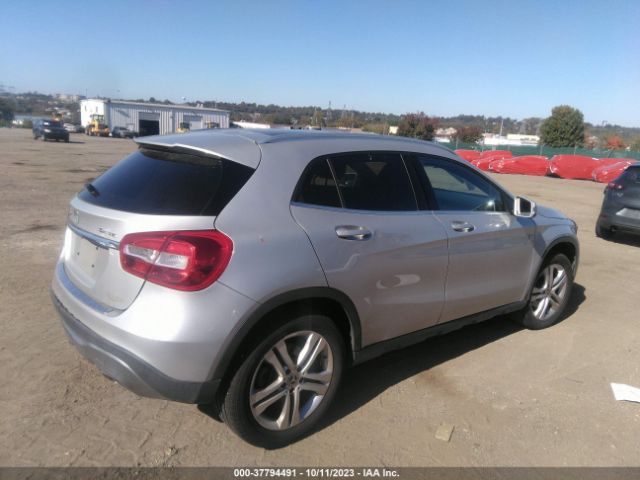 WDCTG4GB4JJ438775 Mercedes-Benz Gla Gla 250