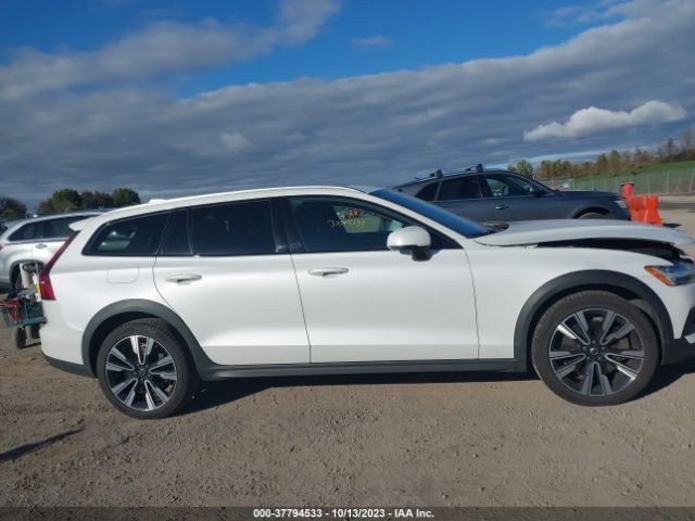 YV4102WK0M1076615 Volvo V60 CROSS COUNTRY