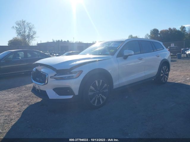 YV4102WK0M1076615 Volvo V60 CROSS COUNTRY