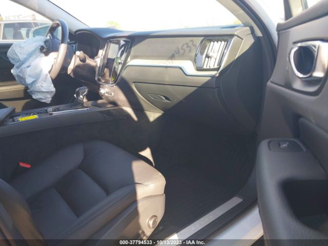 YV4102WK0M1076615 Volvo V60 CROSS COUNTRY