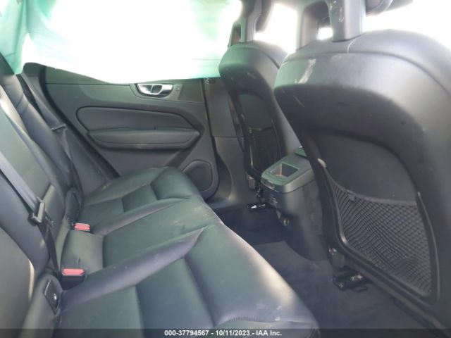 2019 VOLVO XC60 LYVA22RK0KB191813 Photo 7