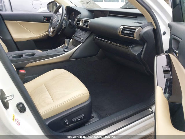JTHBA1D24G5026491 Lexus IS 200T