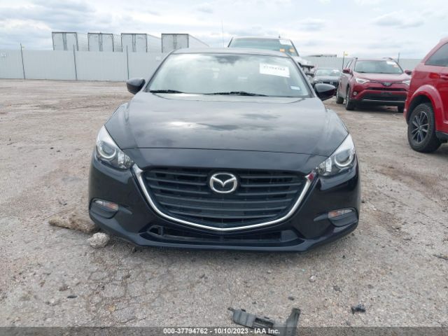 Mazda Mazda3 4-door Touring 2018 3MZBN1V35JM184950 Image 11