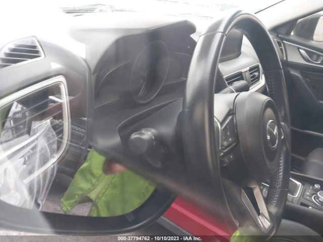 2018 MAZDA MAZDA3 3MZBN1V35JM184950 Photo 6