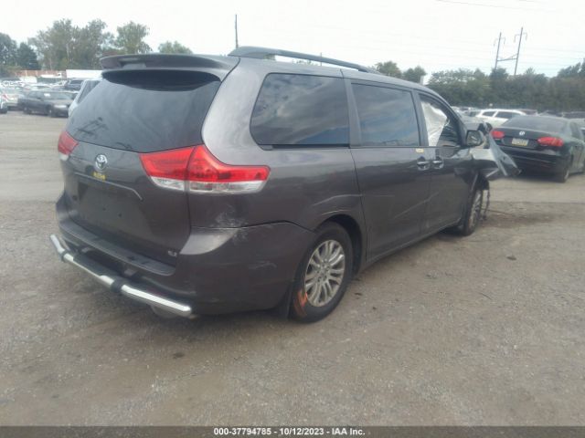 5TDYK3DC1ES409650 Toyota SIENNA XLE