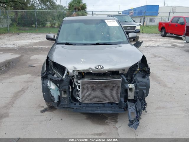 KNDJN2A23H7437172 KIA Soul Base