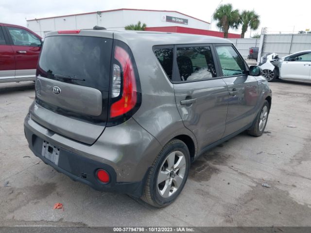 KNDJN2A23H7437172 KIA Soul Base