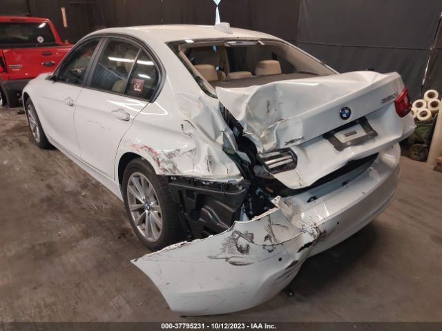 WBA8E5G52JNV01699 BMW 3 Series 320i Xdrive