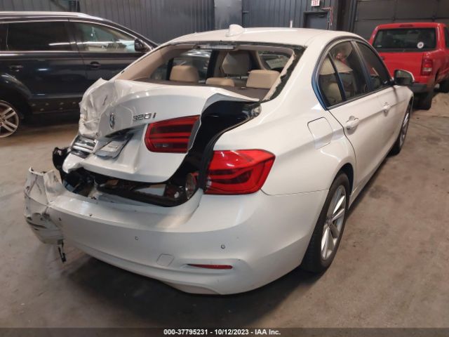 WBA8E5G52JNV01699 BMW 3 Series 320i Xdrive