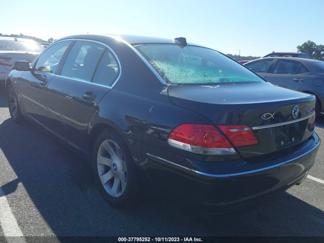 2007 BMW 750LI VIN: WBAHN83537DT67792