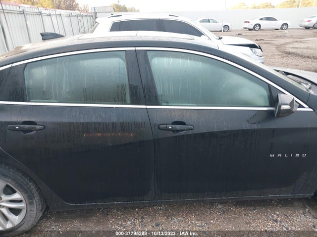Chevrolet MALIBU LT 2018 1G1ZD5STXJF124669 Image 14