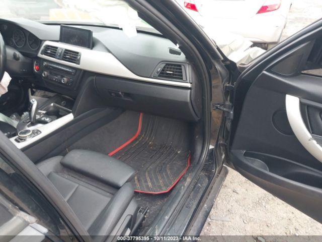 WBA3B1G55ENN91027 BMW 3 Series 320i