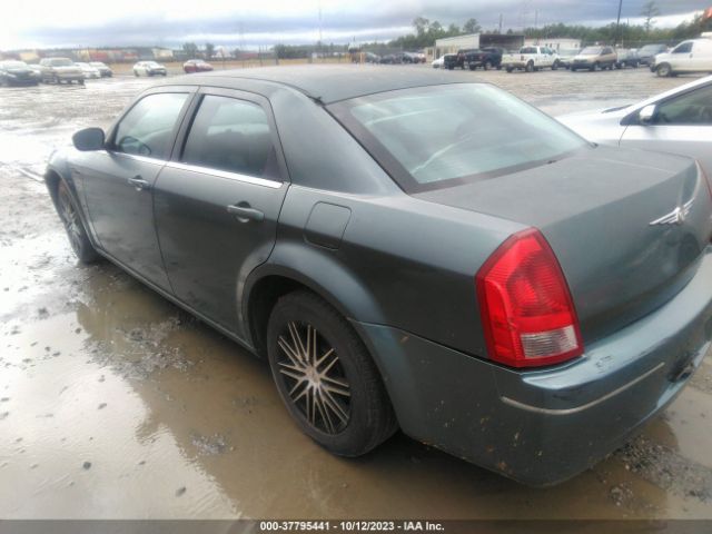 2005 CHRYSLER 300 2C3JA53G75H136804 Photo 2
