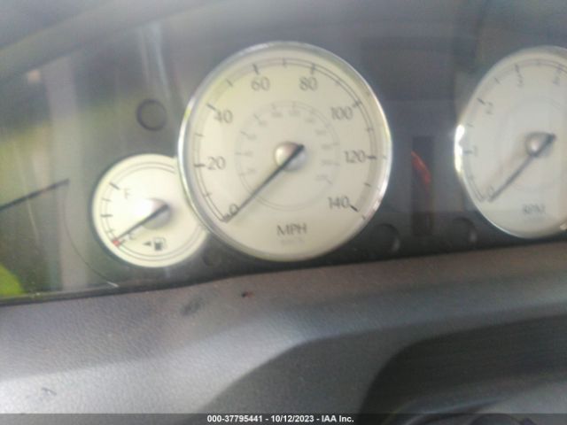 2005 CHRYSLER 300 2C3JA53G75H136804 Photo 6