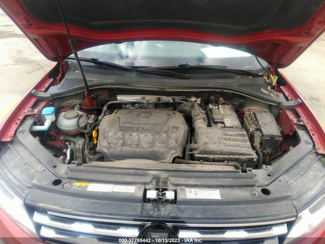 3VV2B7AX5LM011621 Volkswagen Tiguan Se/sel/se R-line Black