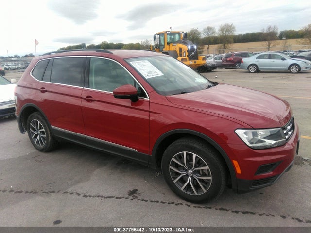 3VV2B7AX5LM011621 Volkswagen Tiguan Se/sel/se R-line Black