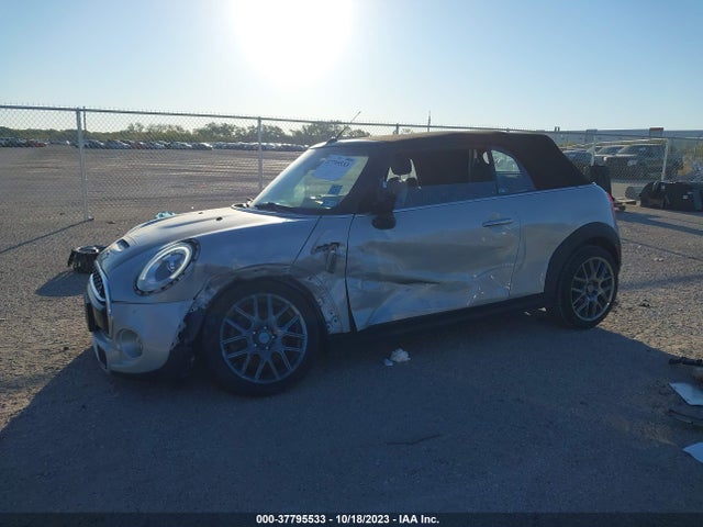 2017 MINI CONVERTIBLE WMWWG9C35H3C81755 Photo 1