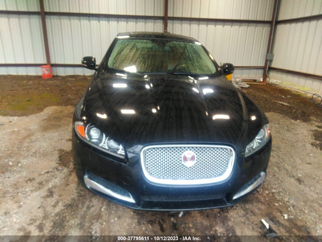 2015 JAGUAR XF SAJWJ0FF1F8U55258 Photo 5