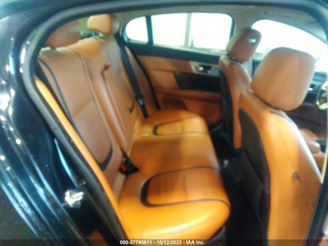 2015 JAGUAR XF SAJWJ0FF1F8U55258 Photo 7