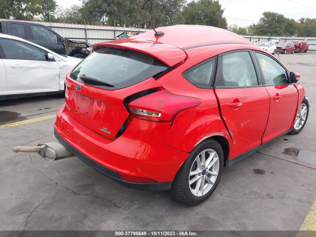 2016 FORD FOCUS SE VIN: 1FADP3K23GL271923