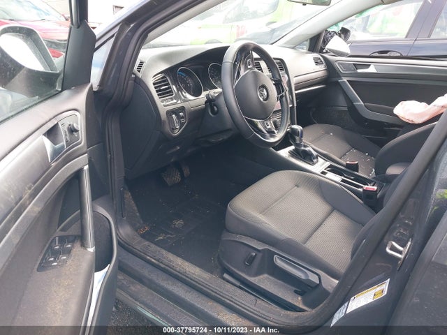 WVWKR7AU9KW919326 Volkswagen E-golf Se