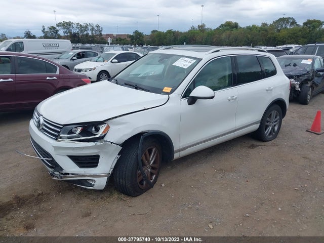 WVGEP9BP9GD005213 Volkswagen Touareg Lux