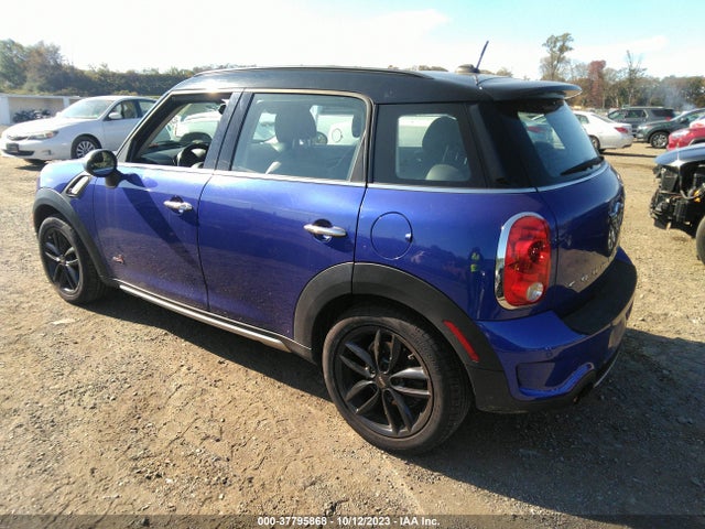 2016 MINI COOPER COUNTRYMAN WMWZC5C54GWU04071 Photo 2