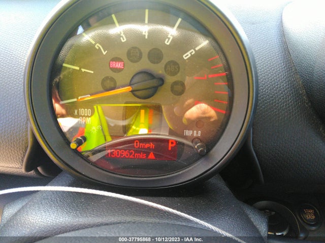 2016 MINI COOPER COUNTRYMAN WMWZC5C54GWU04071 Photo 6